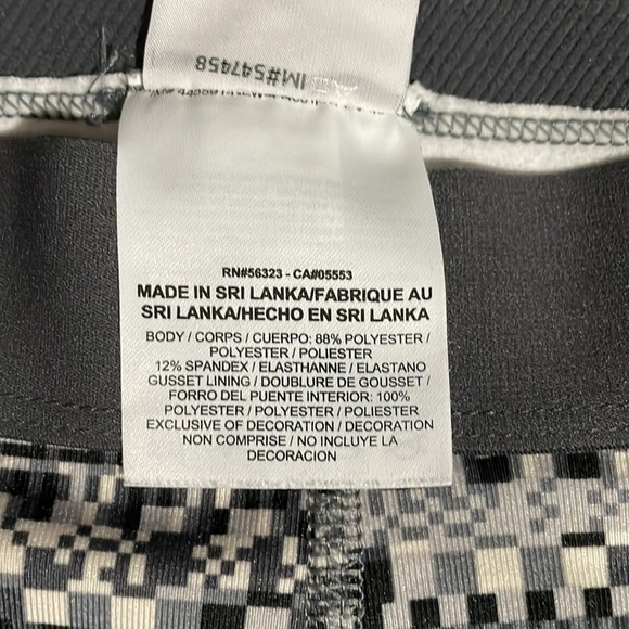 New Nike Pro grey/black athletic leggings in women’s size small - Picture 9 of 10